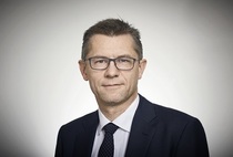 Karsten Holt